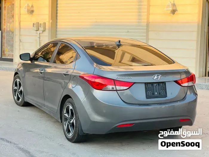 Hyundai Elantra 2012 photo 2