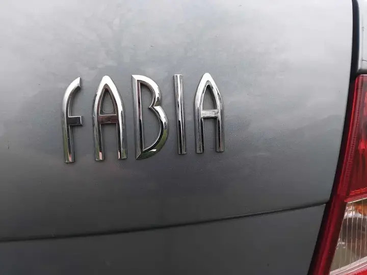 Skoda Fabia 2006 photo 3