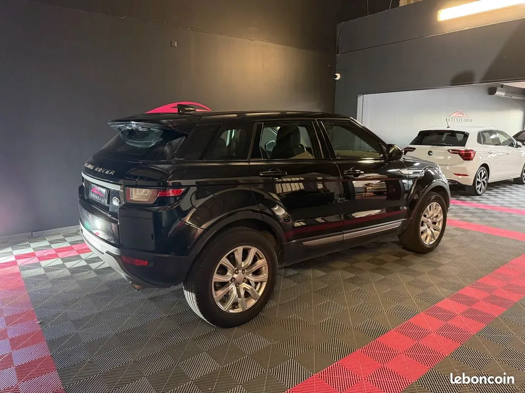 Land Rover Range Rover Evoque 2016 photo 3