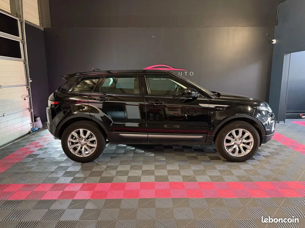 Land Rover Range Rover Evoque 2016 photo 2