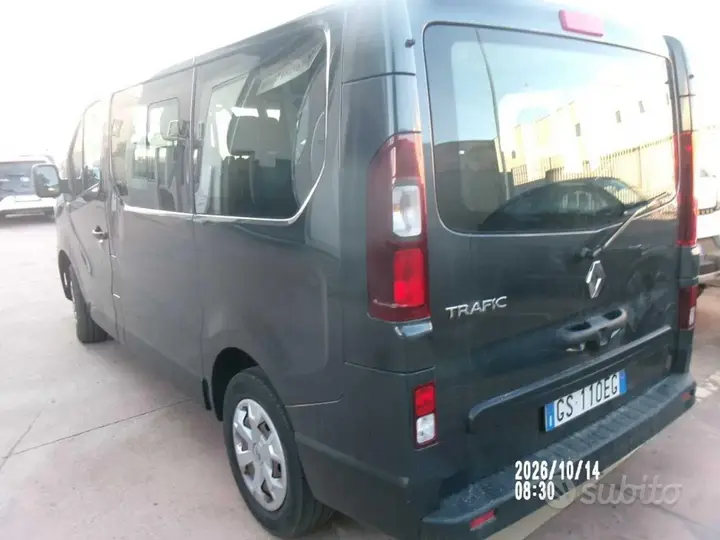 Renault Trafic 2023 photo 3