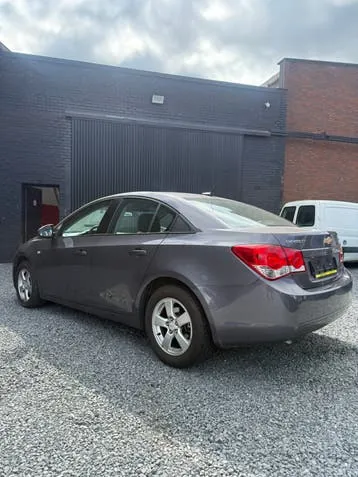 Chevrolet Cruze 2012 photo 3