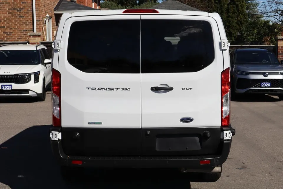 Ford Transit 2024 photo 5