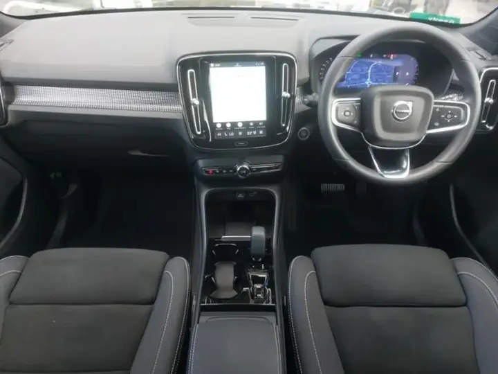 Volvo Xc40 2024 photo 3