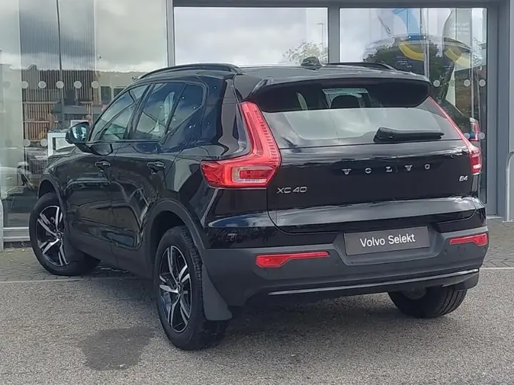 Volvo Xc40 2024 photo 2