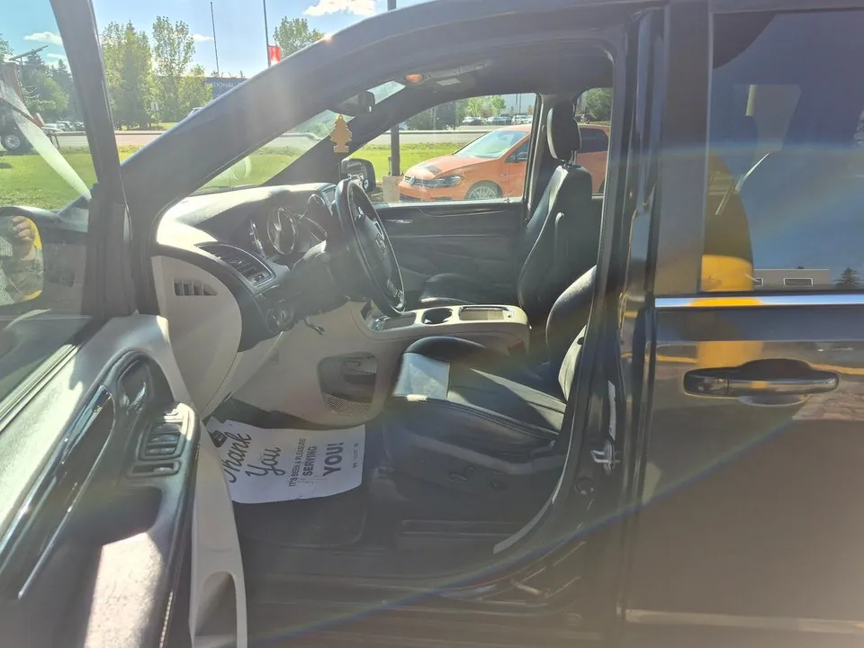 Dodge Grand Caravan 2019 photo 3
