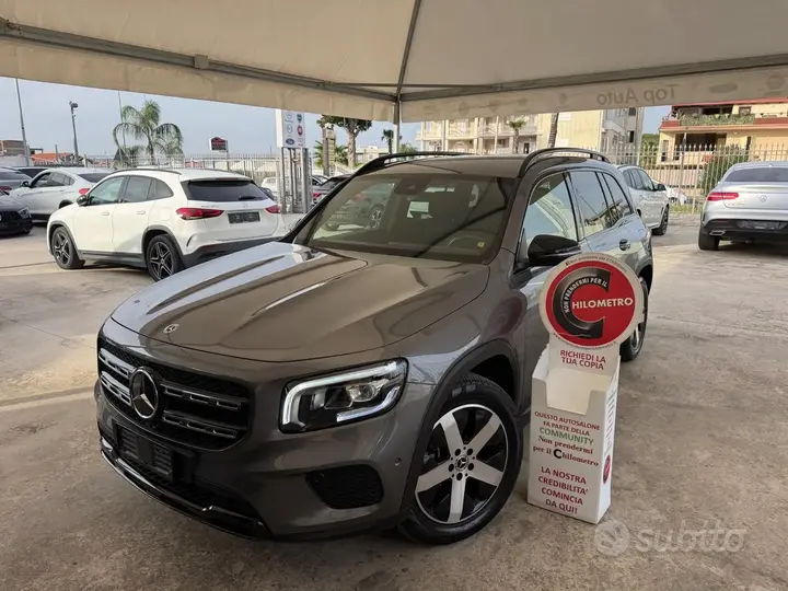 Mercedes-Benz Glb