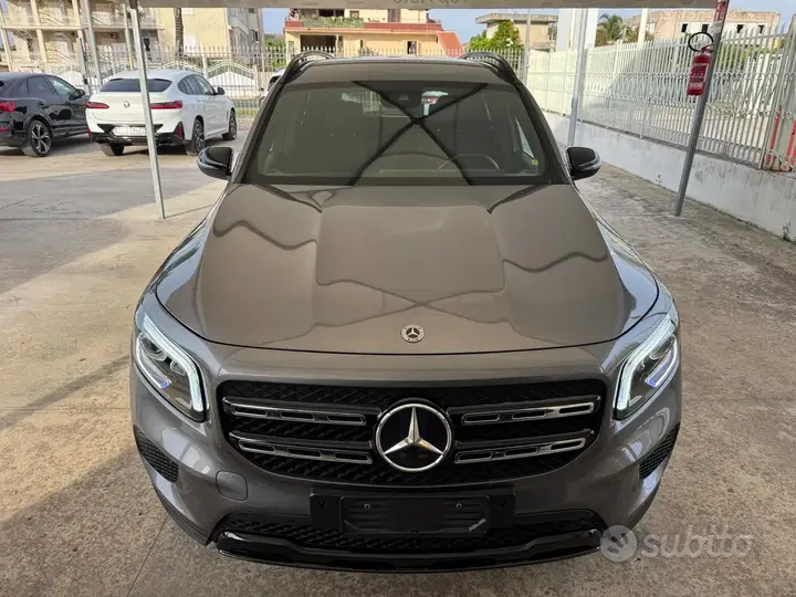Mercedes-Benz Glb 2023 photo 2
