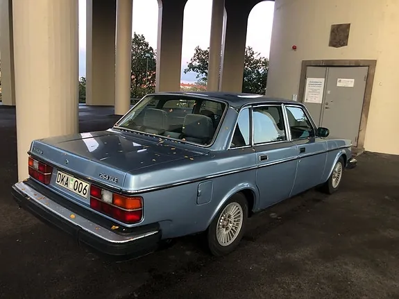 Volvo 264 1979 photo 3