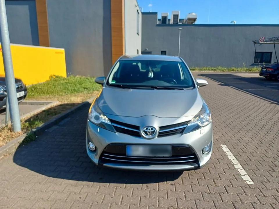 Toyota Verso