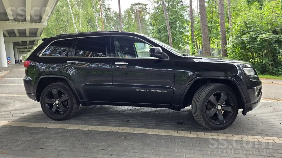 Jeep Grand Cherokee 2013 photo 2