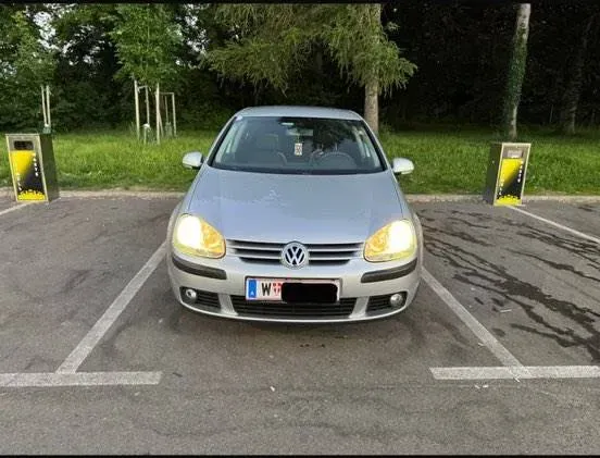 Volkswagen Golf 2005 photo 3