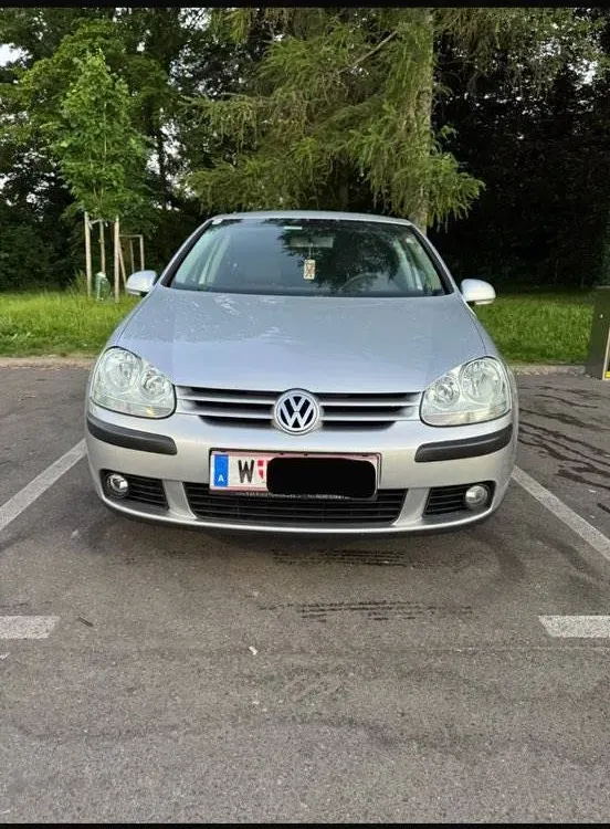 Volkswagen Golf 2005 photo 2