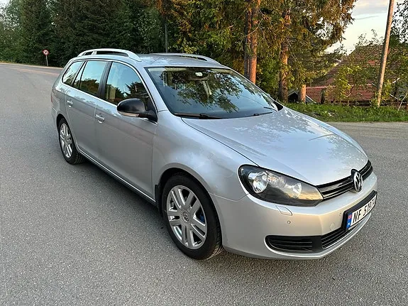 Volkswagen Golf 2012 photo 3