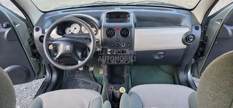 Peugeot Partner 2005 photo 2