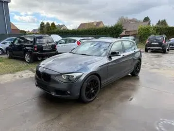 BMW 116I 2011 photo 3