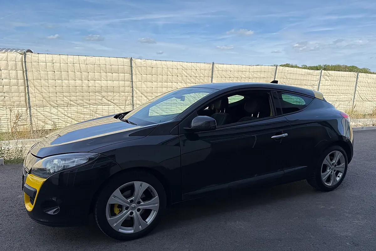 Renault Megane 2009 photo 2
