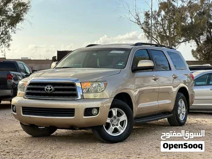Toyota Sequoia 2012 photo 3