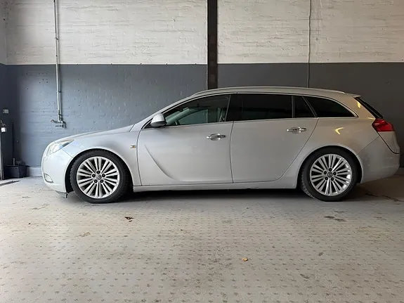 Opel Insignia 2012 photo 3