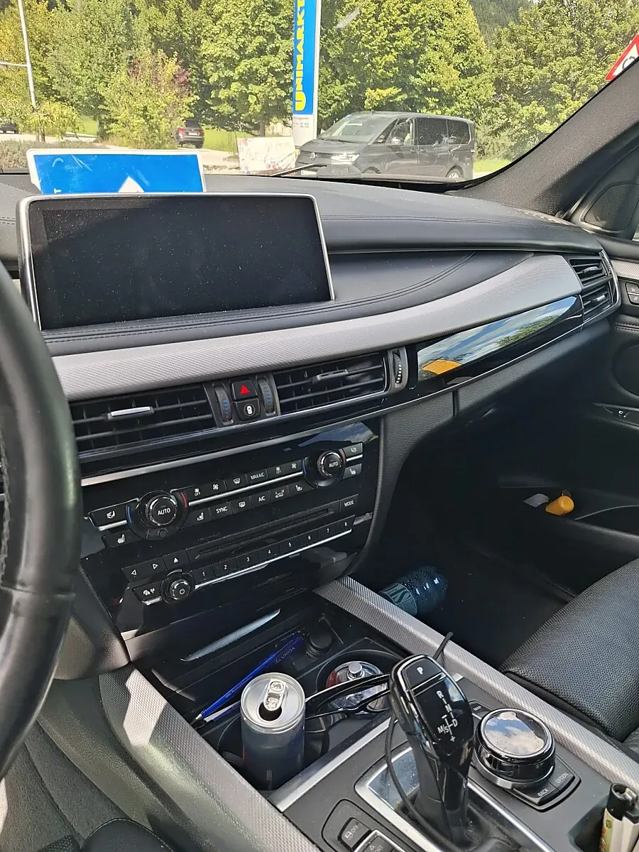 BMW X5 2017 photo 2