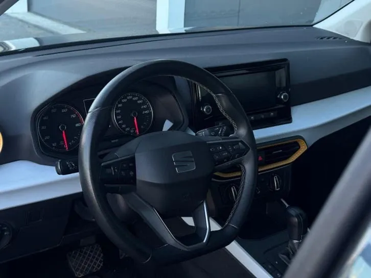 Seat Arona 2022 photo 2