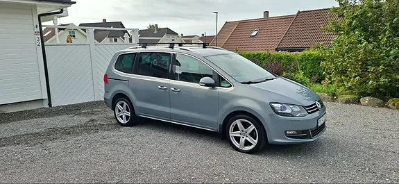 Volkswagen Sharan 2012 photo 3