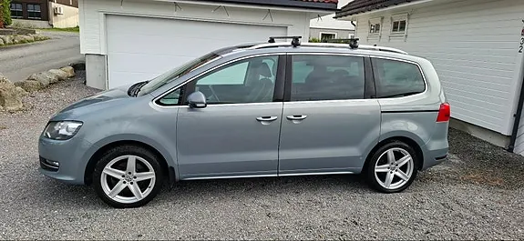 Volkswagen Sharan 2012 photo 5