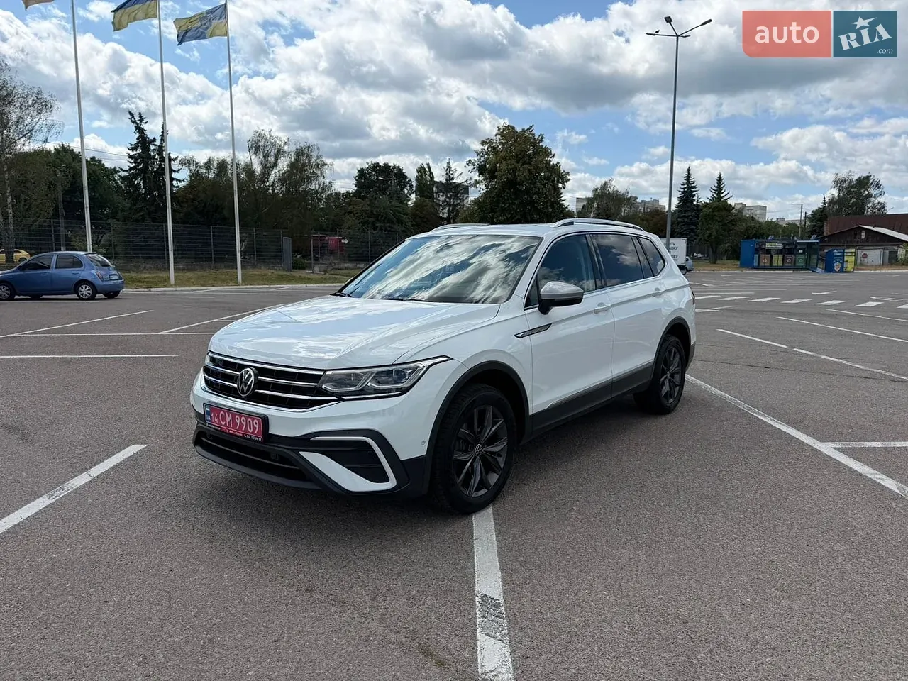 Volkswagen Tiguan 2022 photo 2