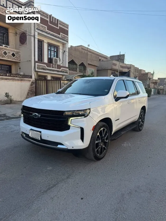 Chevrolet Tahoe 2023 photo 2