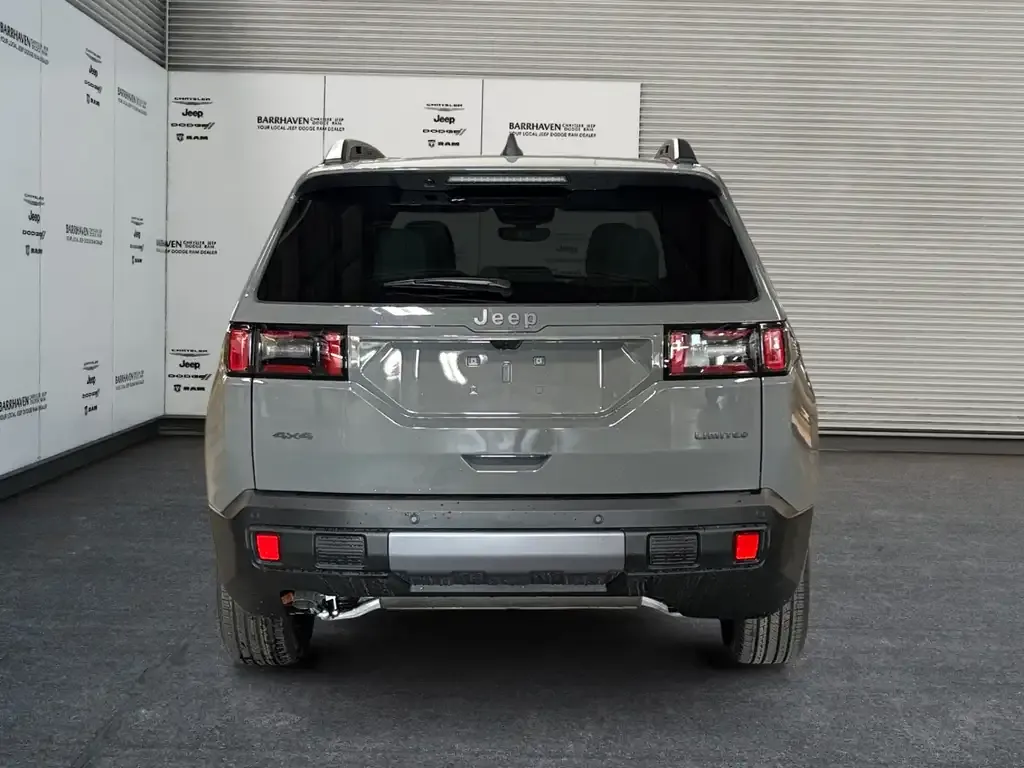 Jeep Cherokee 2026 photo 4