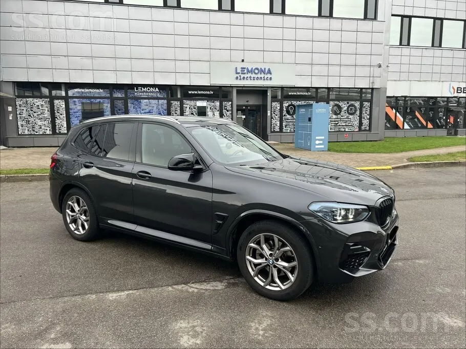 BMW X3 2018 photo 2