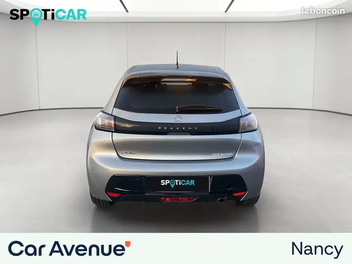 Peugeot 208 2022 photo 4