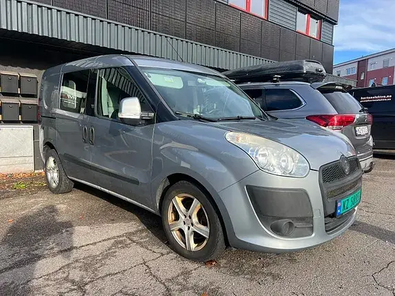 Fiat Doblo 2012 photo 2