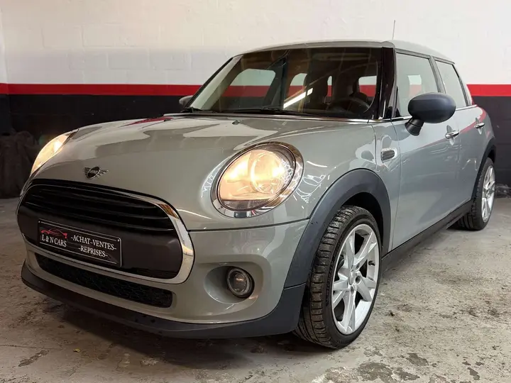 Mini Cooper 2020 photo 2