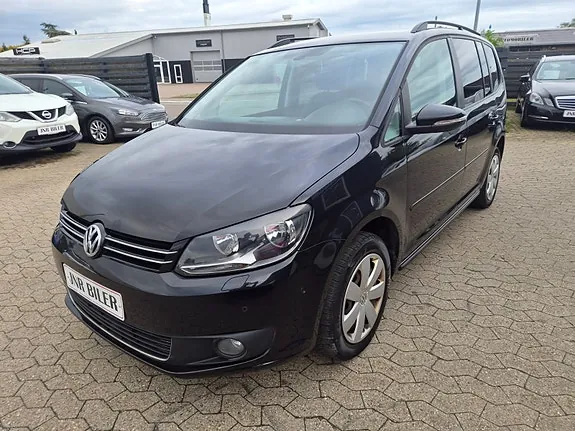 Volkswagen Touran 2011 photo 4