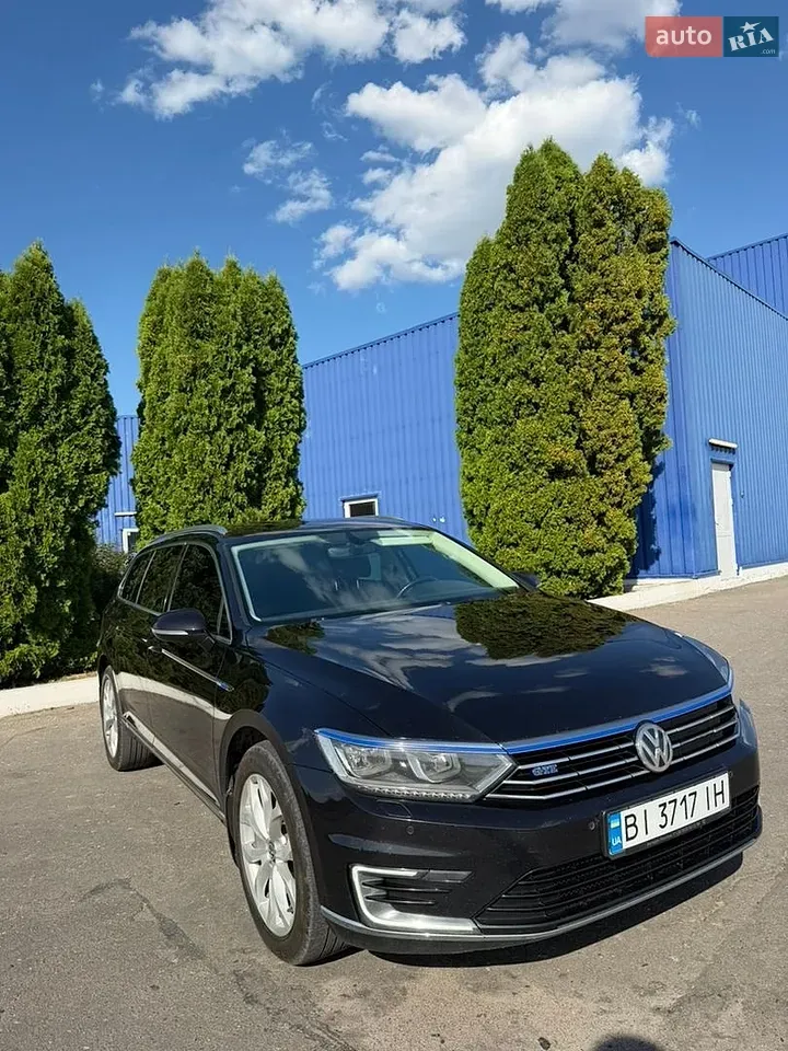 Volkswagen Passat 2018 photo 2