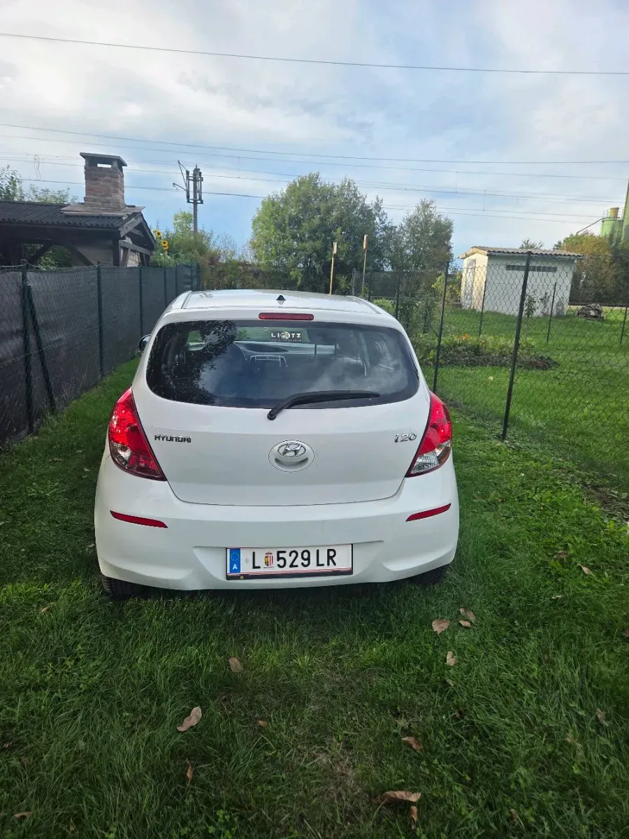 Hyundai I20