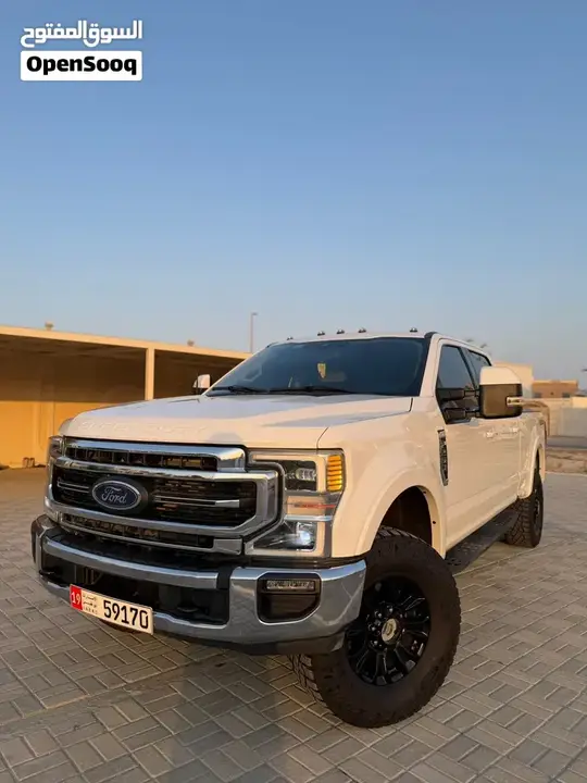 Ford F-250 Lariat 2022 photo 3