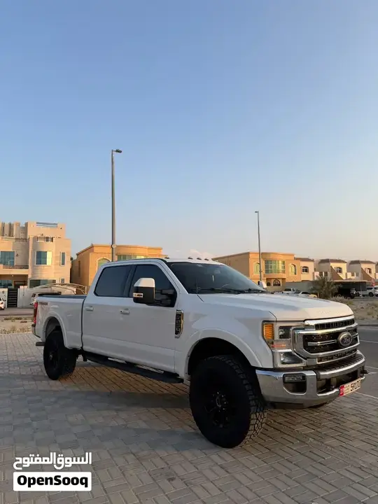 Ford F-250 Lariat 2022 photo 4