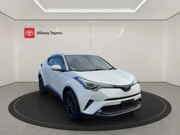 Toyota C-Hr 2019 photo 2