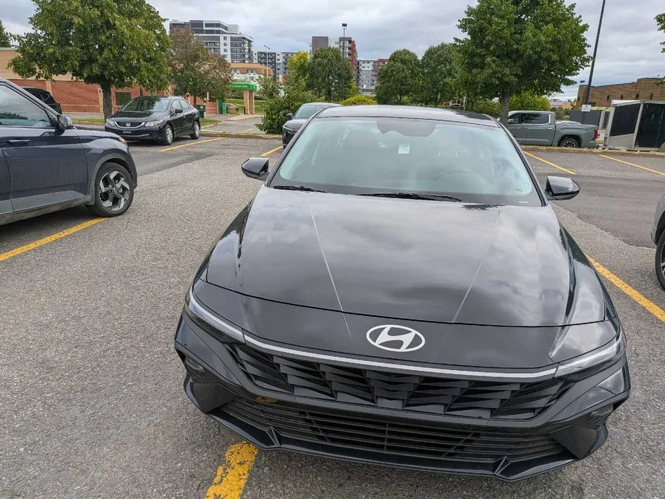 Hyundai Elantra 2026 photo 3