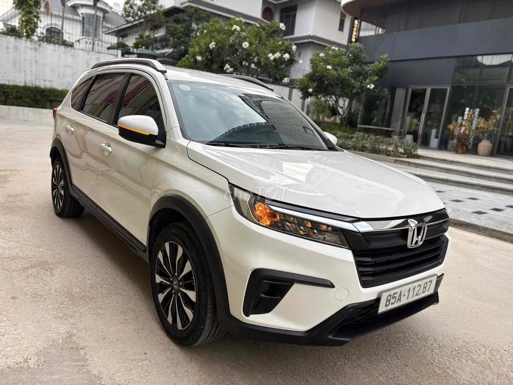 Honda Br-V 2023 photo 2