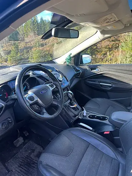 Ford Kuga 2013 photo 4