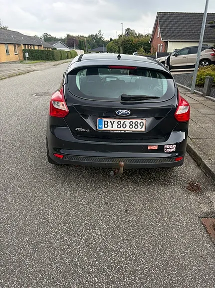 Ford Focus 2011 photo 3
