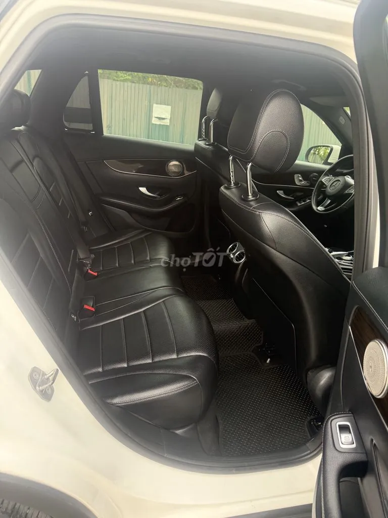 Mercedes-Benz Glc 2018 photo 3