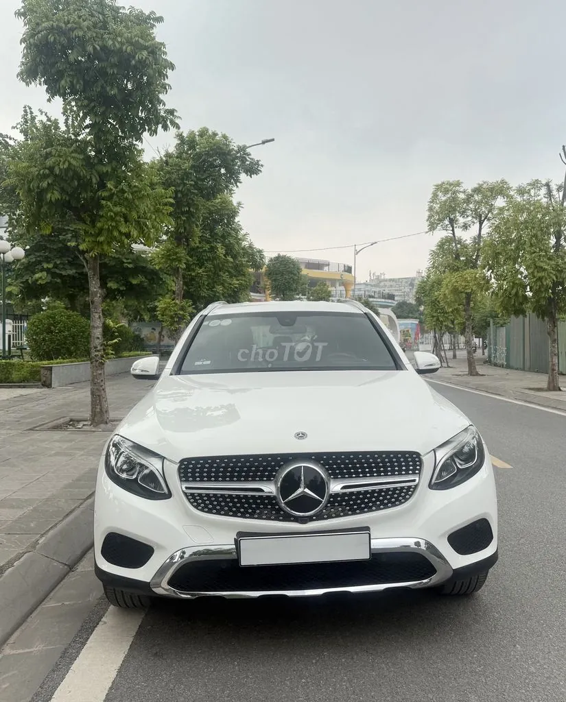Mercedes-Benz Glc 2018 photo 2