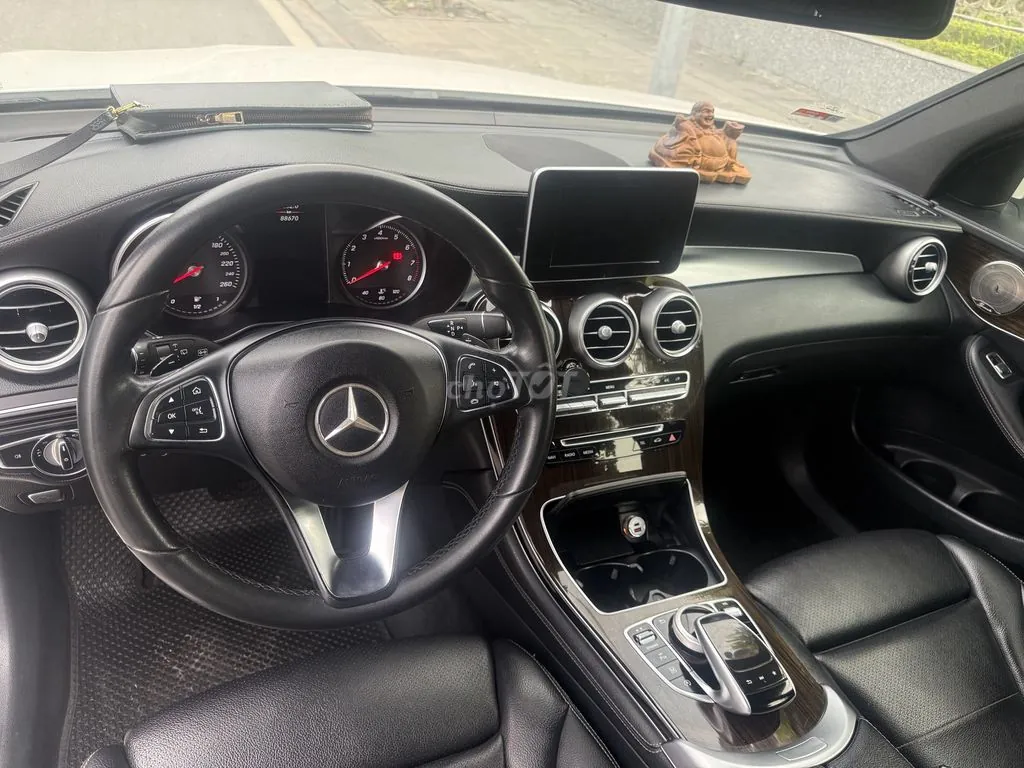 Mercedes-Benz Glc 2018 photo 5