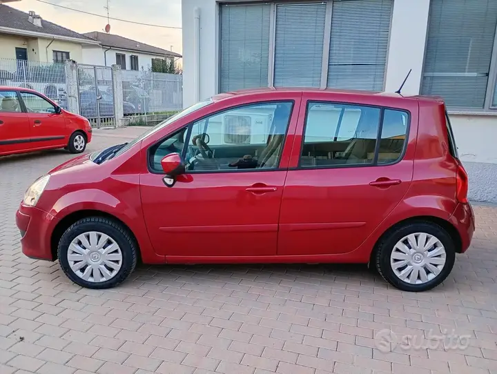Renault Modus 2011 photo 3