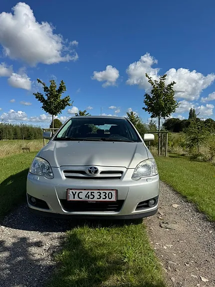 Toyota Corolla 2004 photo 3