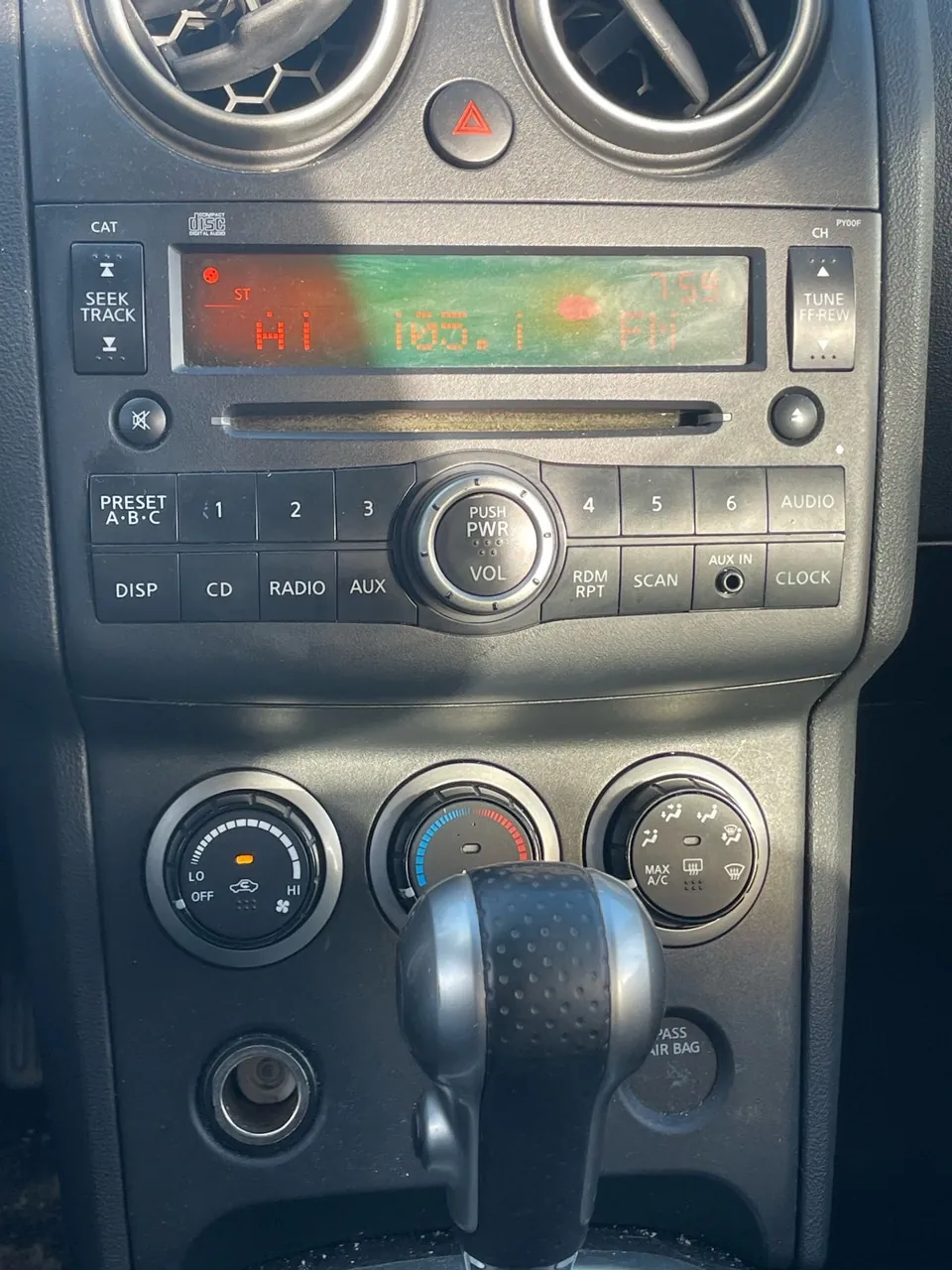 Nissan Rogue 2009 photo 2